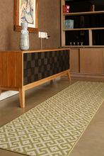 Load image into Gallery viewer, MBINGA MOSS