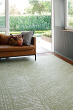 Load image into Gallery viewer, TURA MOSS