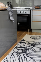 Load image into Gallery viewer, MENDEL WHITE WITH BLACK