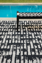 Load image into Gallery viewer, LINO WHITE WITH BLACK