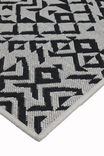 Load image into Gallery viewer, KAYDEN WHITE WITH BLACK