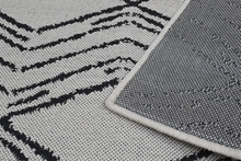 Load image into Gallery viewer, PYLON WHITE WITH BLACK