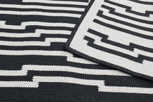 Load image into Gallery viewer, CIRCUIT BLACK