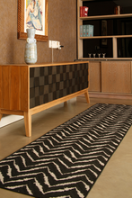 Load image into Gallery viewer, ZAGZI BLACK