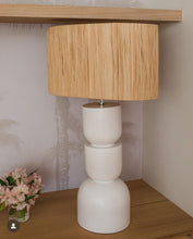 Load image into Gallery viewer, Raffia Lampshades
